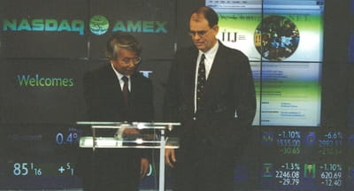 米国ナスダック市場へ上場