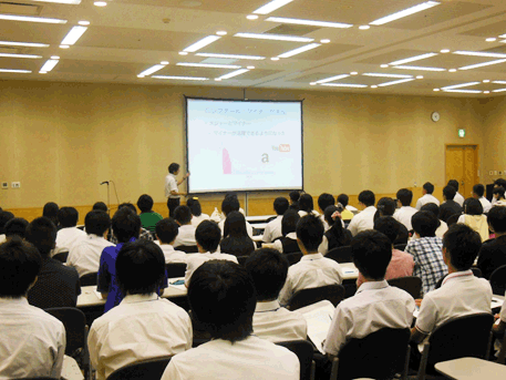 写真:イノベーションキャンパスinつくば2014講義の様子 写真:イノベーションキャンパスinつくば2014講義の様子