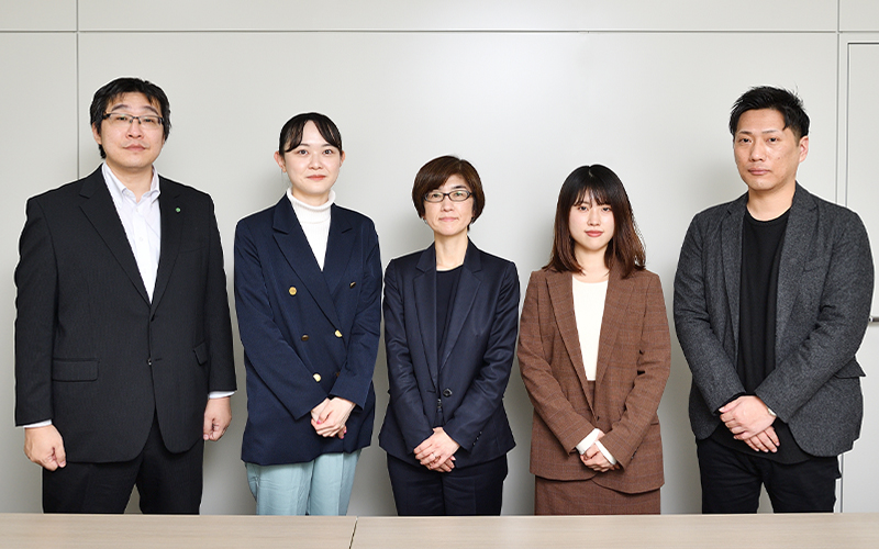 佐々木健太郎氏、足立麻菜美氏、三浦若菜氏